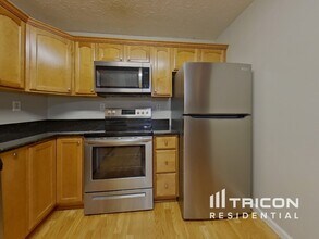 3272 Greenhill Ct in Villa Rica, GA - Foto de edificio - Building Photo