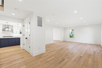 19 Highland Park Pl in Rye, NY - Foto de edificio - Building Photo