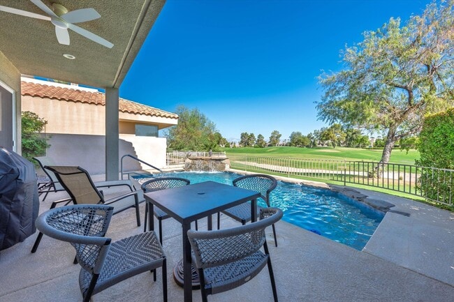 38 Pine Valley Dr in Rancho Mirage, CA - Building Photo - Building Photo
