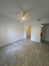 10348 Fox Trail Rd S in Royal Palm Beach, FL - Building Photo - Building Photo