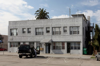 701 Linden Ave in Long Beach, CA - Foto de edificio - Building Photo