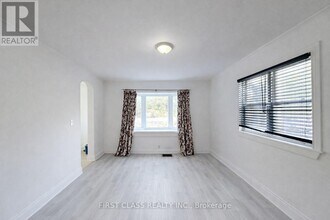 2081 Metro Rd N in Georgina, ON - Building Photo - Building Photo