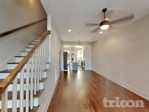 6813 Charlotte Pike in Nashville, TN - Building Photo - Building Photo