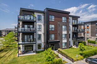 325 De La Belle-Dame Av in La Prairie, QC - Building Photo