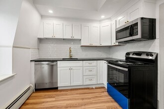 6 Mt Vernon St in Marblehead, MA - Building Photo - Building Photo