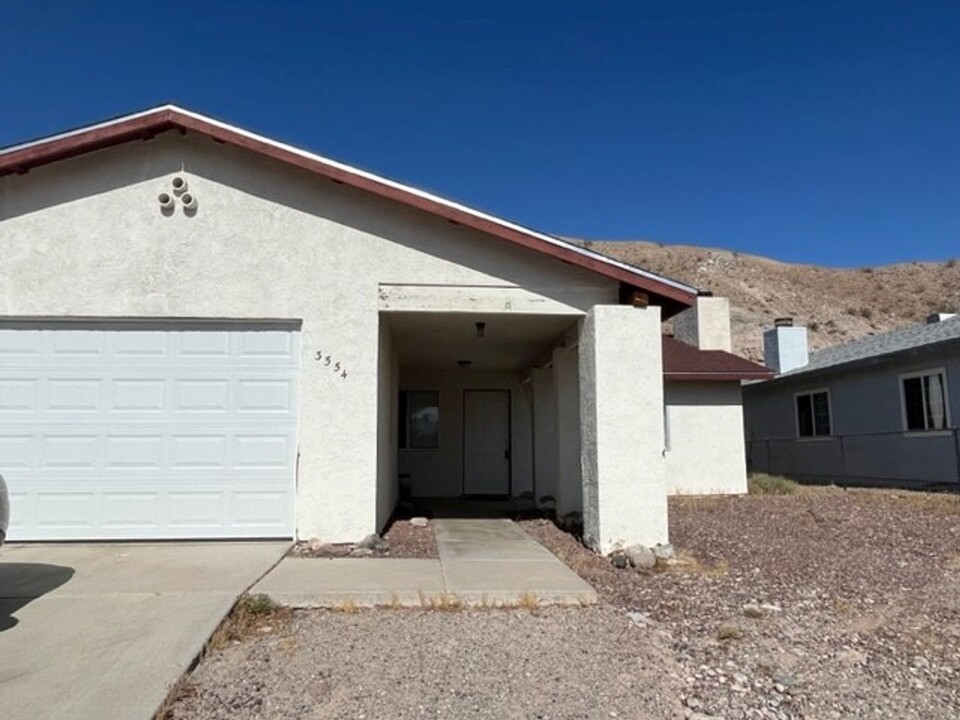 3554 Gloria Ave in Bullhead City, AZ - Building Photo