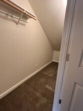 5553 Glenridge Way in Klamath Falls, OR - Building Photo - Building Photo