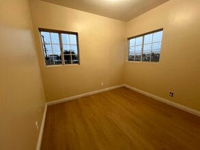 15408 Freeman Ave in Lawndale, CA - Building Photo - Building Photo