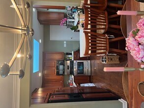 4604 Sherwood Ave in Downers Grove, IL - Building Photo - Building Photo