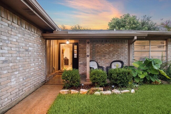 5618 Village Way Dr. in Katy, TX - Building Photo - Building Photo