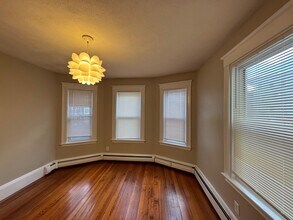 97 Marion St, Unit 1 in Somerville, MA - Building Photo - Building Photo