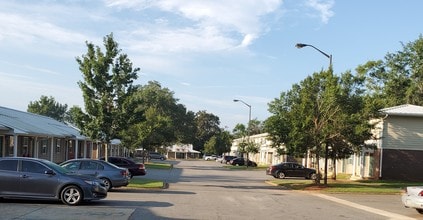 Tanglewood Apartments in Blakely, GA - Building Photo - Building Photo