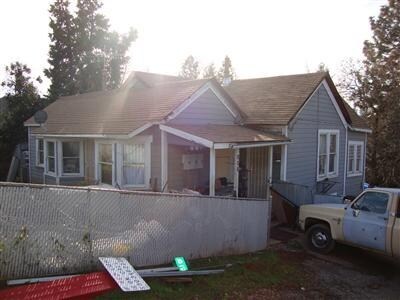 103-111 E Church St in Colfax, CA - Building Photo