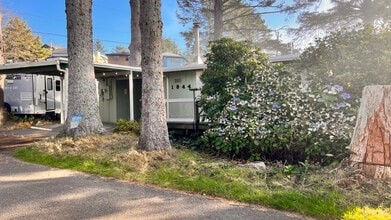 1844 NW 33rd St in Lincoln City, OR - Building Photo - Building Photo