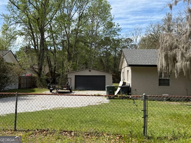 216 Clarks Bluff Rd in Kingsland, GA - Building Photo - Building Photo