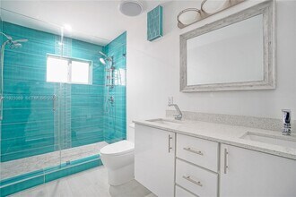 414 Giralda Ave in Coral Gables, FL - Building Photo - Building Photo