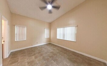 3193 NW 118th Dr in Coral Springs, FL - Building Photo - Building Photo