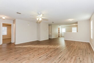 918 Anvil Creek Dr in Arlington, TX - Building Photo - Building Photo