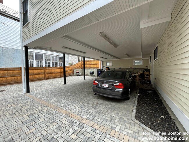 10 Emerson St, Unit 1 in Somerville, MA - Building Photo - Building Photo