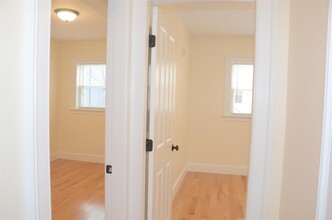 28 Putnam St in Somerville, MA - Building Photo - Building Photo