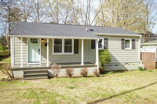 207 N Chavis St in Franklinton, NC - Building Photo