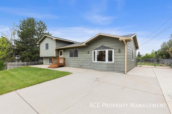 property at 7603 Dorothy Dr