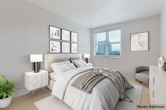 50 Menores Ave in Coral Gables, FL - Foto de edificio - Building Photo