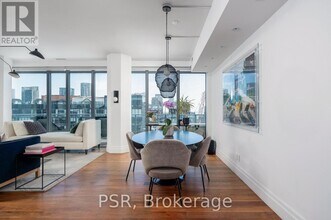 95-1595 Bathurst St in Toronto, ON - Building Photo - Building Photo