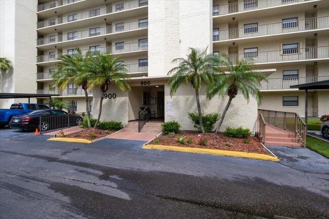 property at 900 Cove Cay Dr