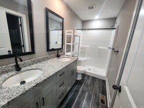 5258 N Plumthicket St in Wichita, KS - Building Photo - Building Photo