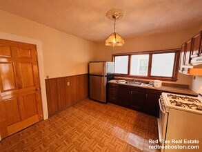 39 Montfern Ave, Unit U2 in Boston, MA - Building Photo - Building Photo