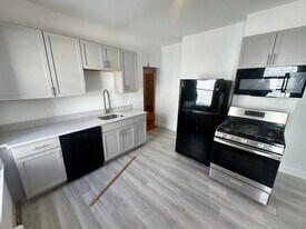 63 Webster Ave, Unit 3T in Somerville, MA - Building Photo