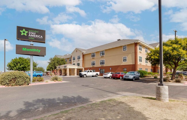 4802 S Loop 289 in Lubbock, TX - Building Photo - Building Photo