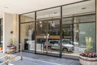 Monkland Towers in Montréal, QC - Building Photo - Building Photo