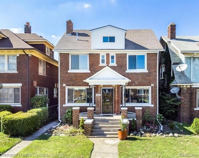 property at 2544 Atkinson St
