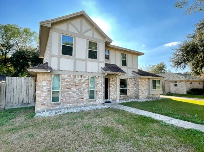 14111 Wickersham Ln