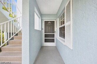 5737 Whitaker Rd in Naples, FL - Building Photo - Building Photo