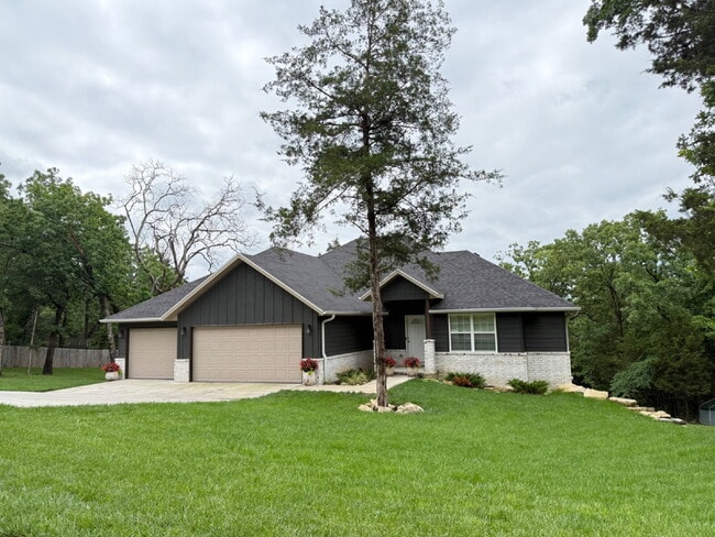 property at 365 Timberlake Rd