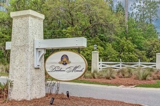 111 Salt Grass Cir in Richmond Hill, GA - Building Photo - Building Photo