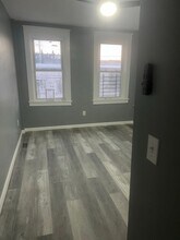 2311 W Lexington St in Baltimore, MD - Foto de edificio - Building Photo