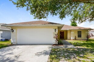 4726 69th Ct E in Palmetto, FL - Building Photo
