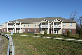 River Breeze South Apartment Homes in Louisville, KY - Building Photo - Building Photo