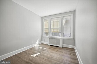 167 V St NE in Washington, DC - Building Photo - Building Photo