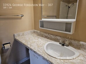 33924 George Ferguson Way in Abbotsford, BC - Building Photo - Building Photo