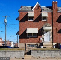 4401 Bleigh Ave in Philadelphia, PA - Building Photo