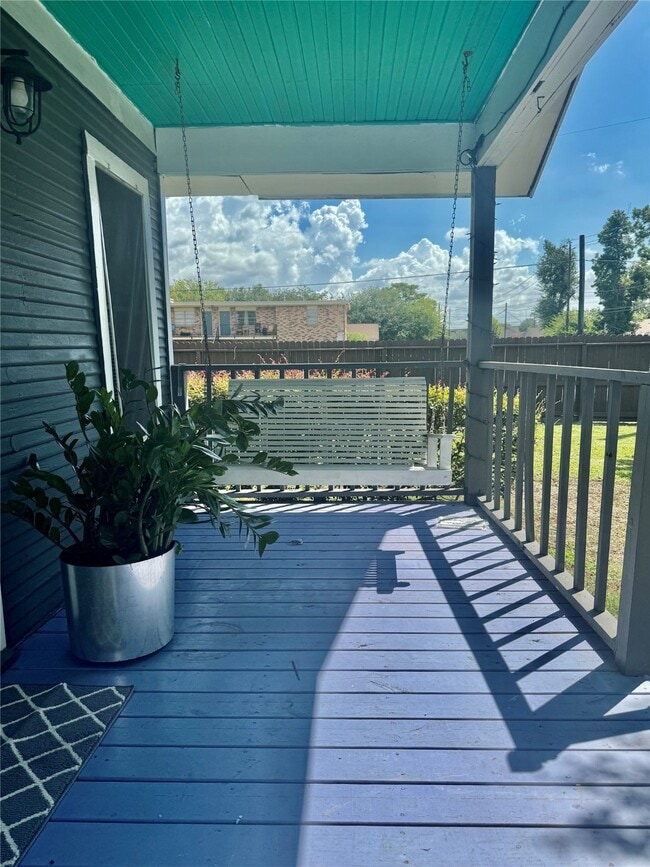 property at 1115 Caplin St