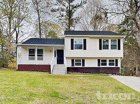 46 Periwinkle Ct in Irmo, SC - Building Photo