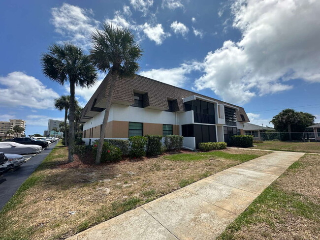 property at 2700 N Hwy A1A