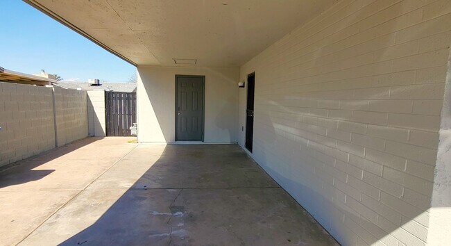 5410 W Hubbell St in Phoenix, AZ - Building Photo - Building Photo