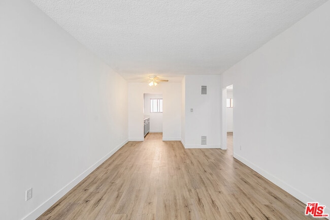 1812 N Gramercy Pl in Los Angeles, CA - Building Photo - Building Photo